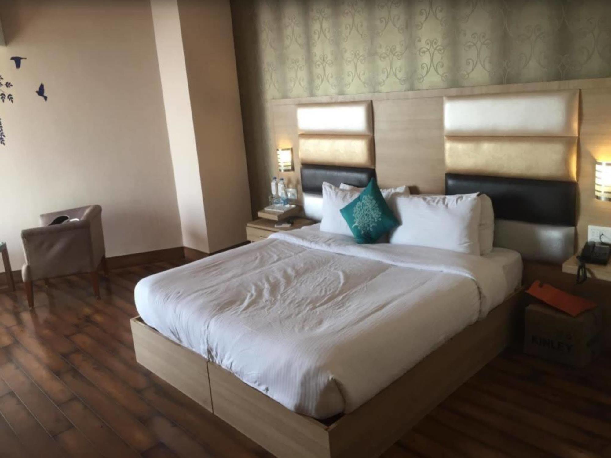 Hotel Inclover-A Peaceful Retreat Дармсала Екстер'єр фото